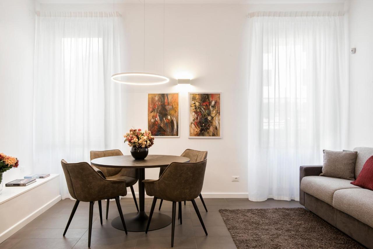 Residenza Fontanella Barberini By Spanish Steps Rzym Zewnętrze zdjęcie